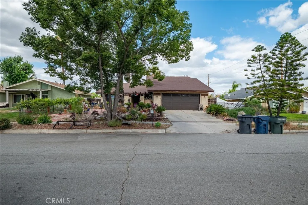 Redlands, CA 92374