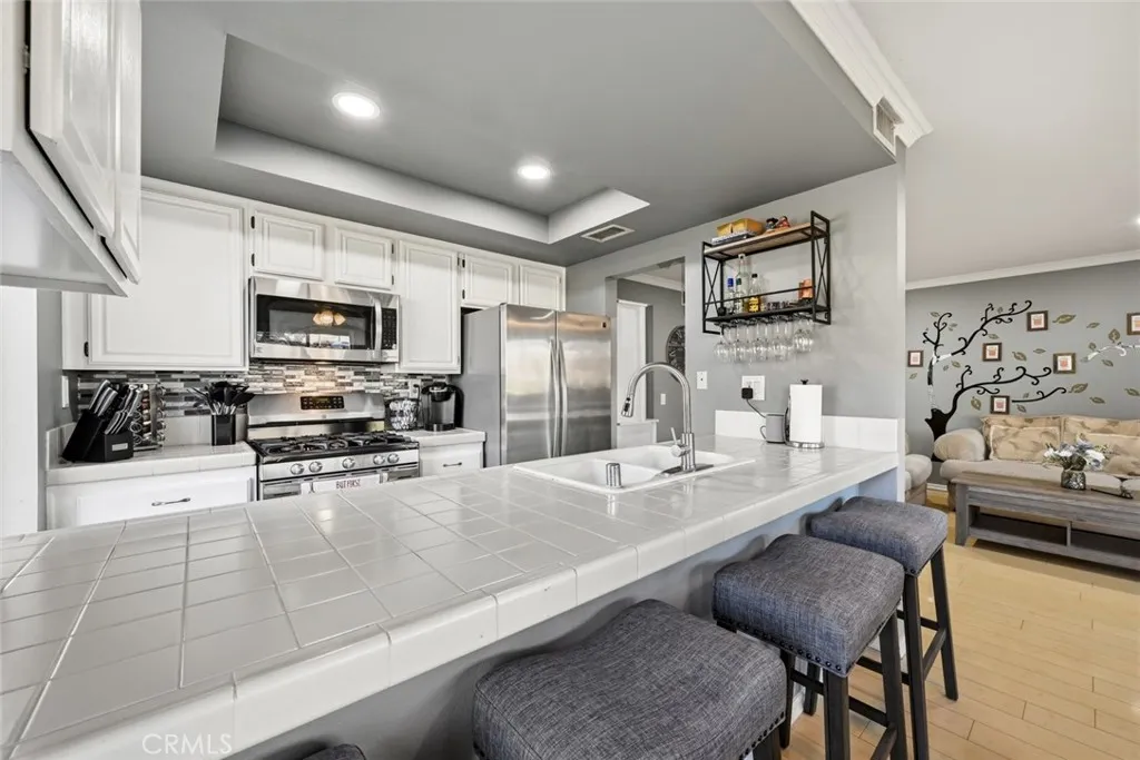 Photo #12: SW26116310 Listing: Photo #12