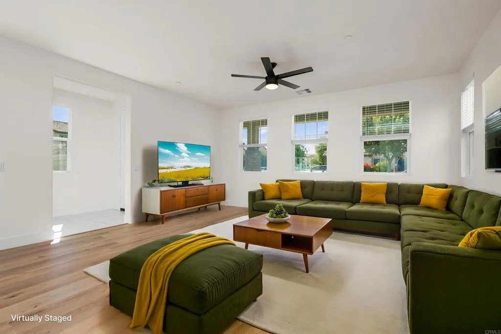 https://cdn.realtyfeed.com/cdn/127/306730849/8c0010a9857f45449eea06d2056ade48.webp