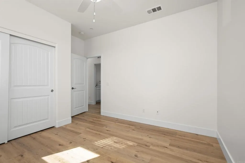 https://cdn.realtyfeed.com/cdn/127/306730849/98f8f272556cada27a4fa4ae994047d6.webp