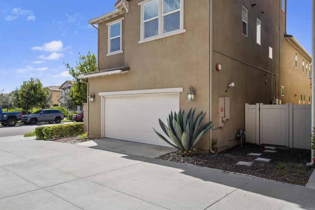 https://cdn.realtyfeed.com/cdn/127/306730849/a25fc7aa31d906ed28f69881f58c7836.webp