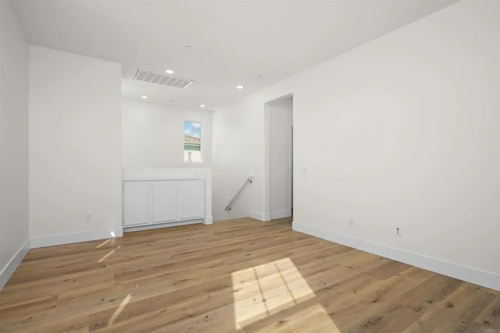 https://cdn.realtyfeed.com/cdn/127/306730849/a76db69325010e666015515acdf37762.webp
