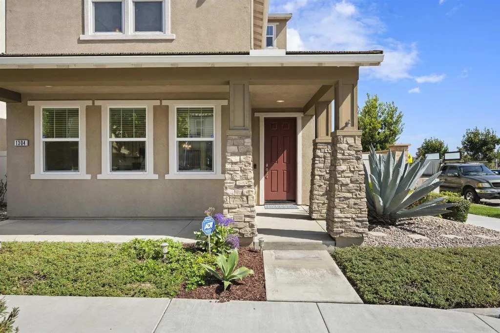 https://cdn.realtyfeed.com/cdn/127/306730849/a92d5d6cf2cd893c69c97044655a944e.webp