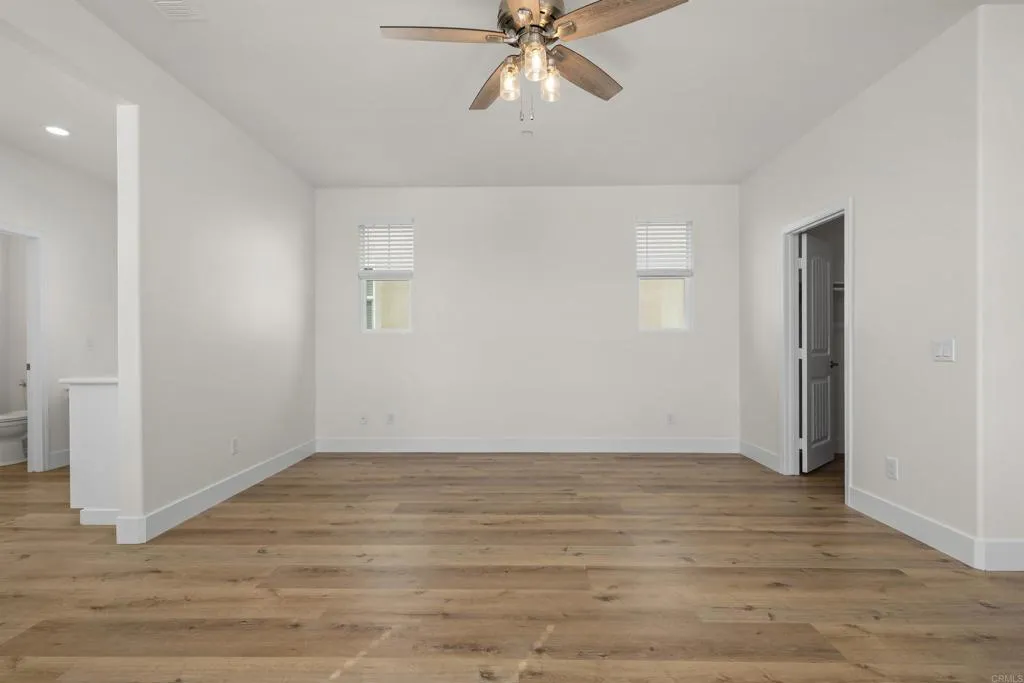 https://cdn.realtyfeed.com/cdn/127/306730849/aae09b195dea7a05f1f9f95adf25b47a.webp