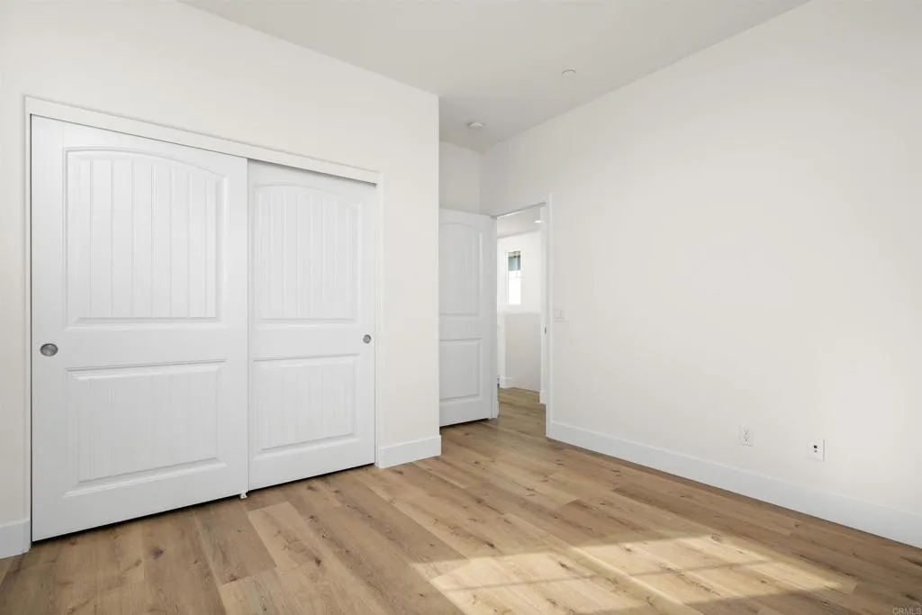 https://cdn.realtyfeed.com/cdn/127/306730849/ba5bf07410c42c88fc16f043090039c7.webp