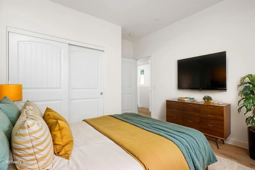 https://cdn.realtyfeed.com/cdn/127/306730849/cd23711cf3b5a25ecb5d4189df31c8b9.webp
