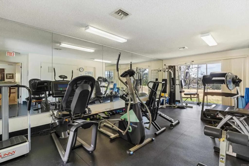 https://cdn.realtyfeed.com/cdn/127/306730876/0958ca9f52d4db1cc0df6eab83f80f85.webp