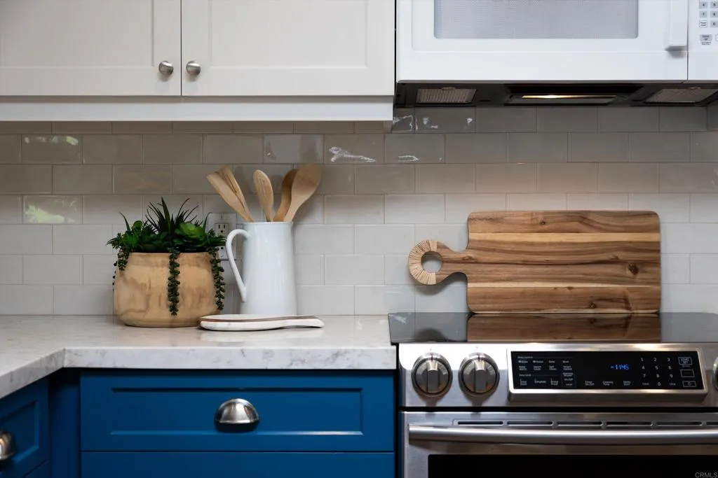 https://cdn.realtyfeed.com/cdn/127/306730876/22d103743a78972425260790f64ef84e.webp