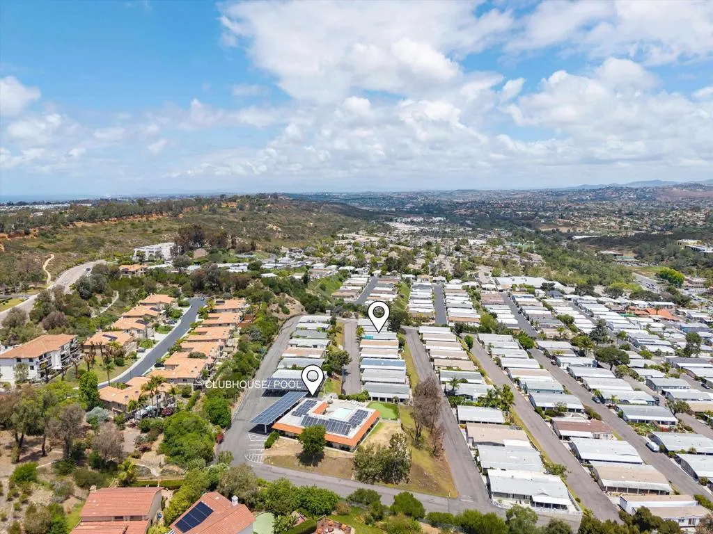 https://cdn.realtyfeed.com/cdn/127/306730876/4c3b5388b732d657cc9bdcb59346ffbe.webp