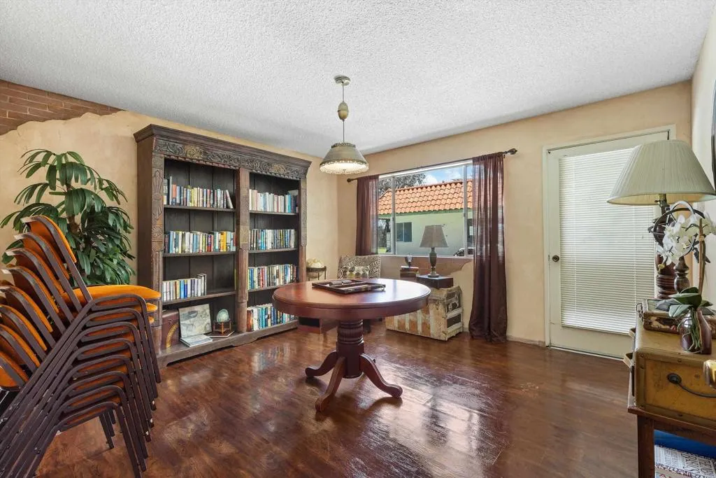https://cdn.realtyfeed.com/cdn/127/306730876/5933bf5f0752f0197032fad78cbe31fc.webp