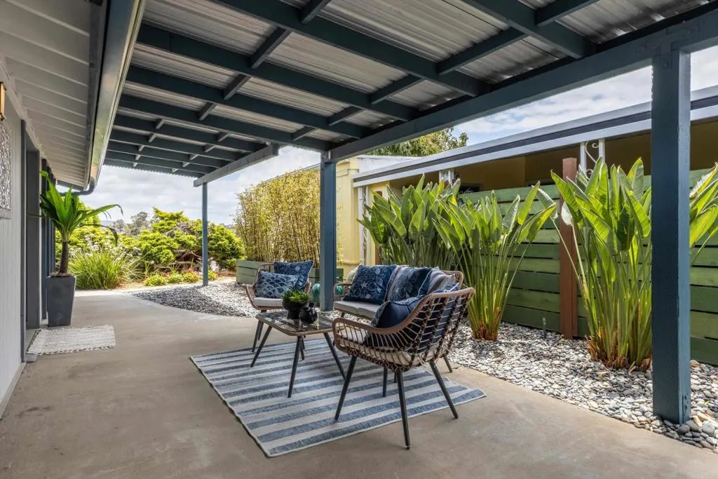 https://cdn.realtyfeed.com/cdn/127/306730876/8bdbb41f9af53cc5c2bfd154662d0b3a.webp