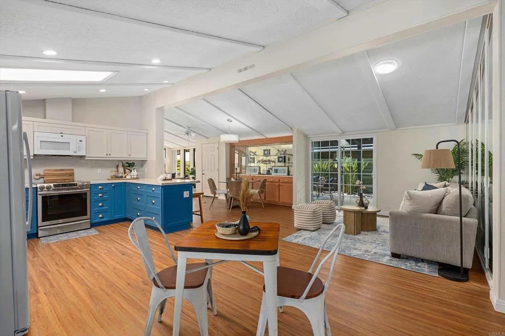 https://cdn.realtyfeed.com/cdn/127/306730876/dc32cbcf59be65670d44a13ac559d966.webp