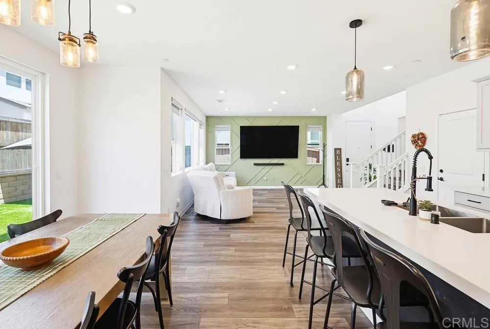 https://cdn.realtyfeed.com/cdn/127/306730886/13ee8d9dda405189c976992b9666675d.webp