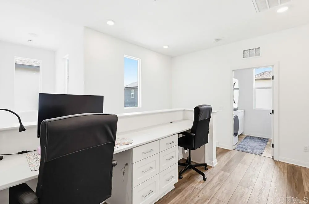 https://cdn.realtyfeed.com/cdn/127/306730886/8576663b792bb42afc5eaa4596920374.webp