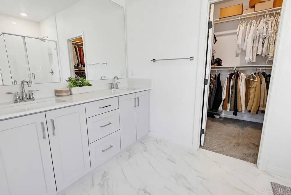https://cdn.realtyfeed.com/cdn/127/306730886/c8924b8b79d073c87b0e24479c21fad7.webp