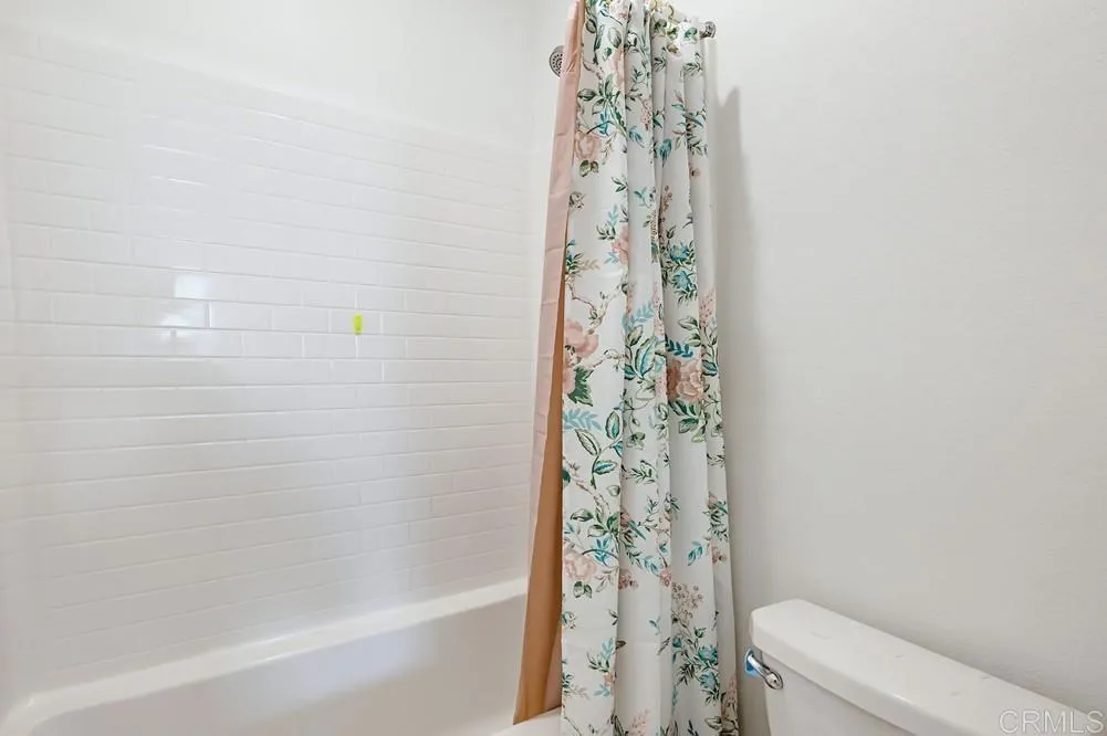 https://cdn.realtyfeed.com/cdn/127/306730886/e7d9d2b768a64bdc2a2bd35547ac7c5f.webp
