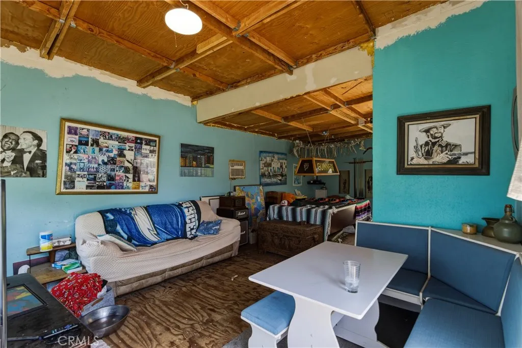 https://cdn.realtyfeed.com/cdn/127/306730894/33aaf78a87b76a59cbeade1658982eaa.webp