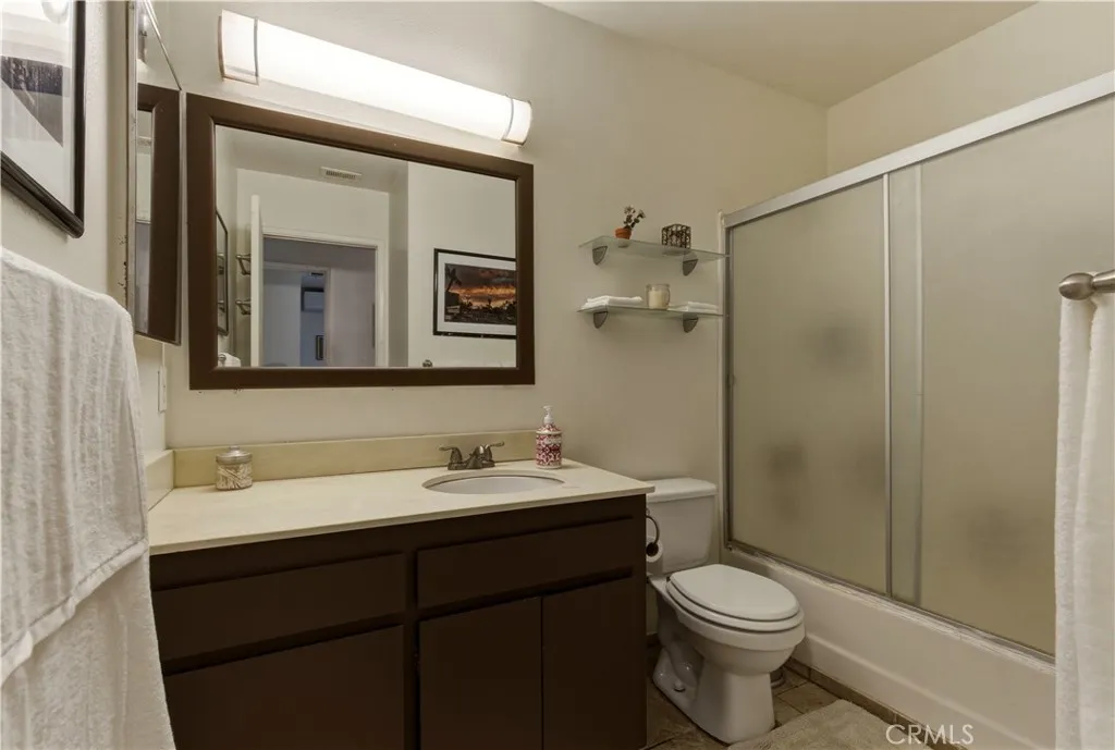https://cdn.realtyfeed.com/cdn/127/306730894/64081a263f9f4f107ad040d425c13d8e.webp