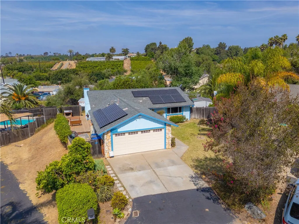 https://cdn.realtyfeed.com/cdn/127/306730894/826de3cfbcff7b9681337e7e78ab394b.webp