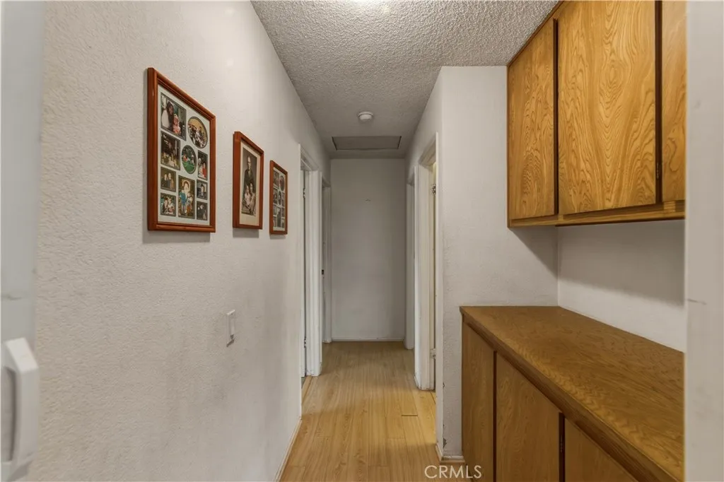 https://cdn.realtyfeed.com/cdn/127/306730894/f11974a8573a3ba636ed91ce74174594.webp