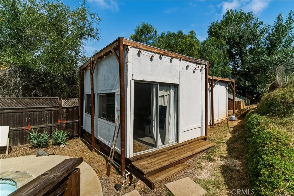 https://cdn.realtyfeed.com/cdn/127/306730894/fd0bef68883f54272db0e2f7b1d3bfae.webp