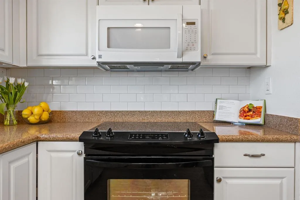 https://cdn.realtyfeed.com/cdn/127/306730903/3eda9955cb0af069e568b5c6cb1e0522.webp