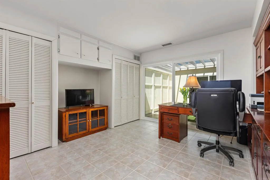 https://cdn.realtyfeed.com/cdn/127/306730903/6e21c06118981acd334080c58c3ef288.webp