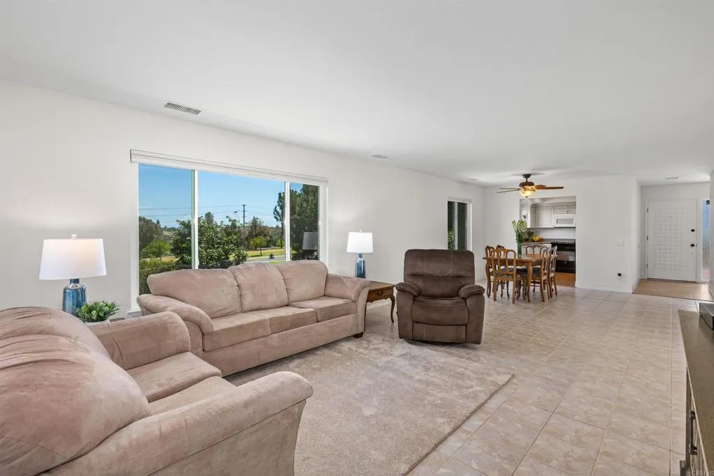 https://cdn.realtyfeed.com/cdn/127/306730903/9ecf471fbf858e97305e3067ac3367b5.webp