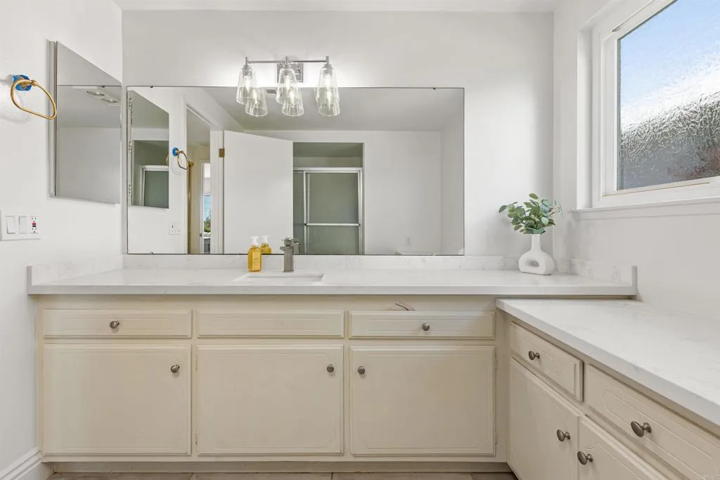 https://cdn.realtyfeed.com/cdn/127/306730903/cb32681eb3cf809fda0586b98f3c7aac.webp