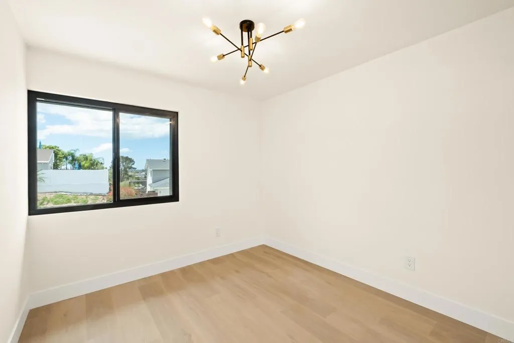 https://cdn.realtyfeed.com/cdn/127/306730909/06434ad2910f9c7a6f93d39a8cff307e.webp