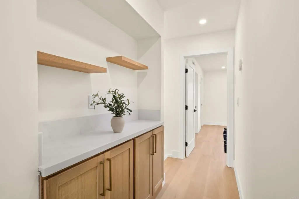 https://cdn.realtyfeed.com/cdn/127/306730909/87a240d75fd963c5ec7742376f8bb79d.webp