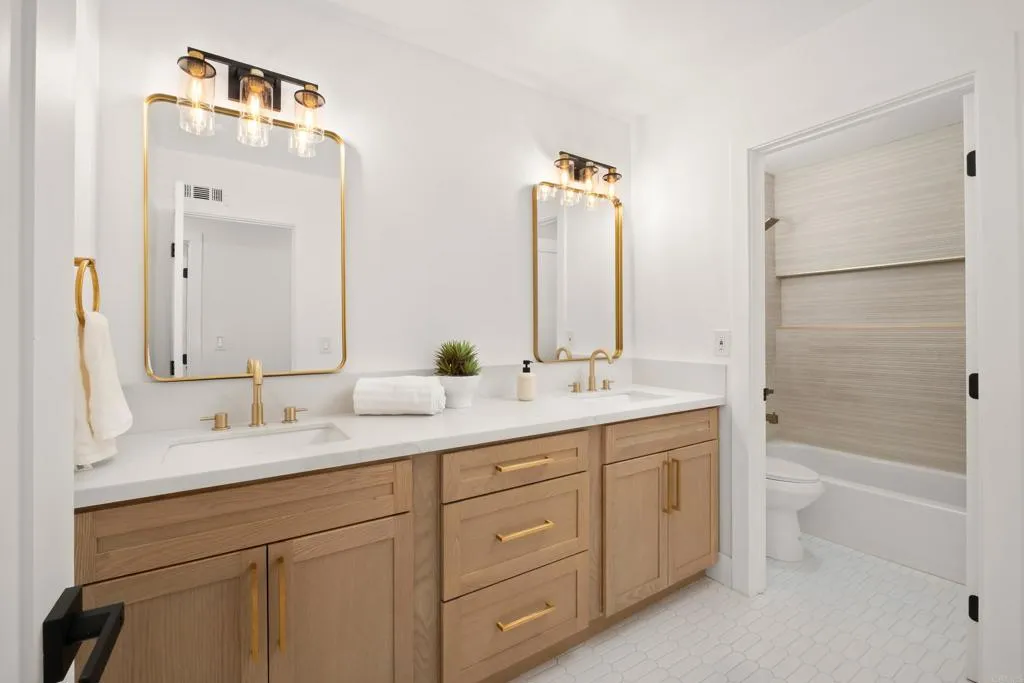 https://cdn.realtyfeed.com/cdn/127/306730909/fde7808b7e7e2dd461f178ce336207da.webp