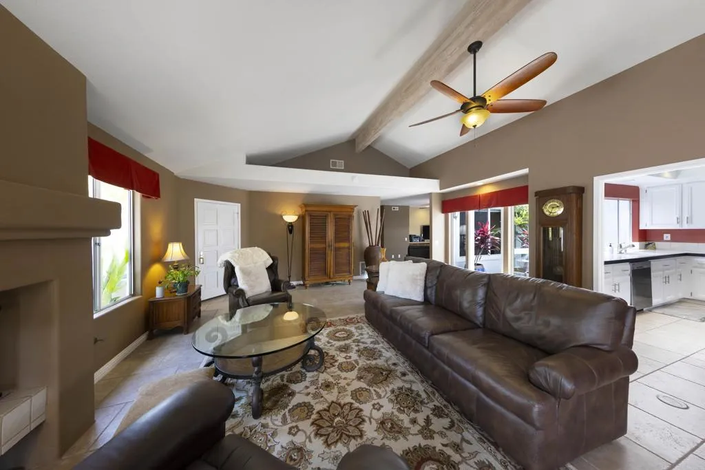 https://cdn.realtyfeed.com/cdn/127/306730975/03994a252d8ed6743afc4267a9f80dbc.webp