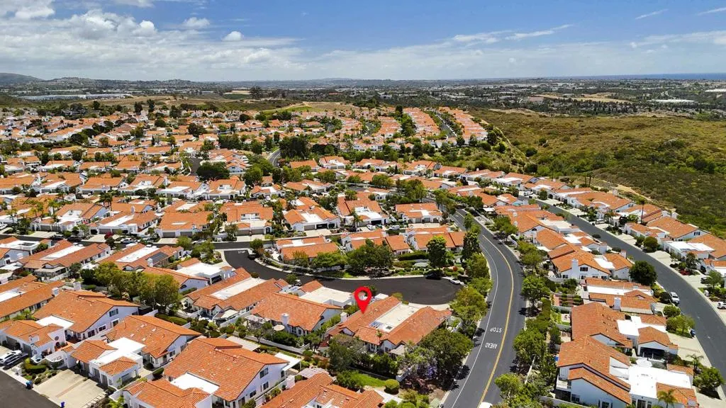 https://cdn.realtyfeed.com/cdn/127/306730975/24a461168f7e3c7024fd1aeff8086ffc.webp