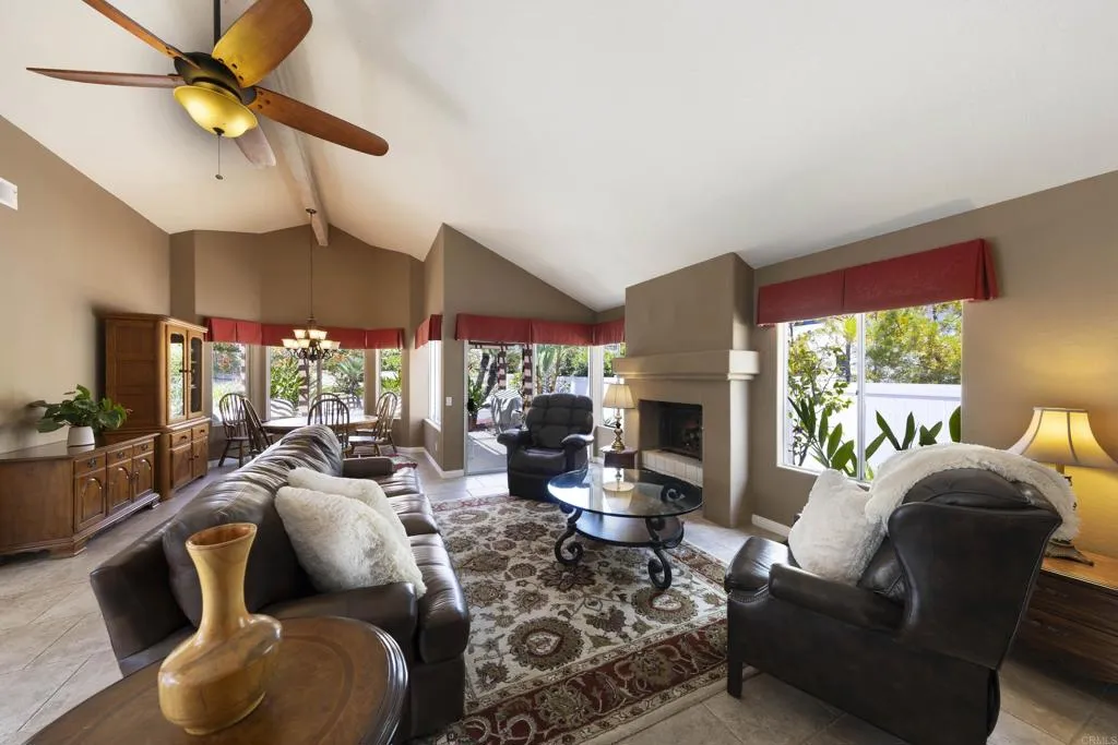 https://cdn.realtyfeed.com/cdn/127/306730975/289a4f0222dd17e1a75a06afc9284da4.webp