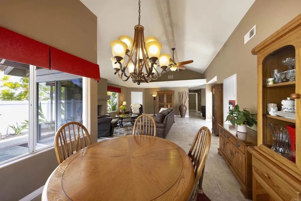 https://cdn.realtyfeed.com/cdn/127/306730975/2f0a3efd7fcb9041f14eb922cae77b63.webp