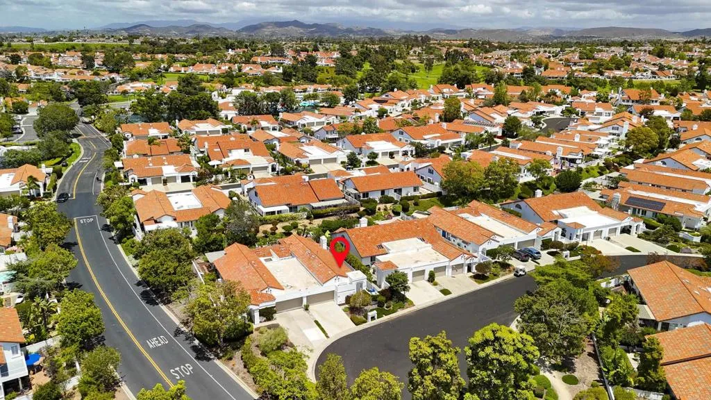 https://cdn.realtyfeed.com/cdn/127/306730975/53897f9c6054be1d8a2d63580b804366.webp