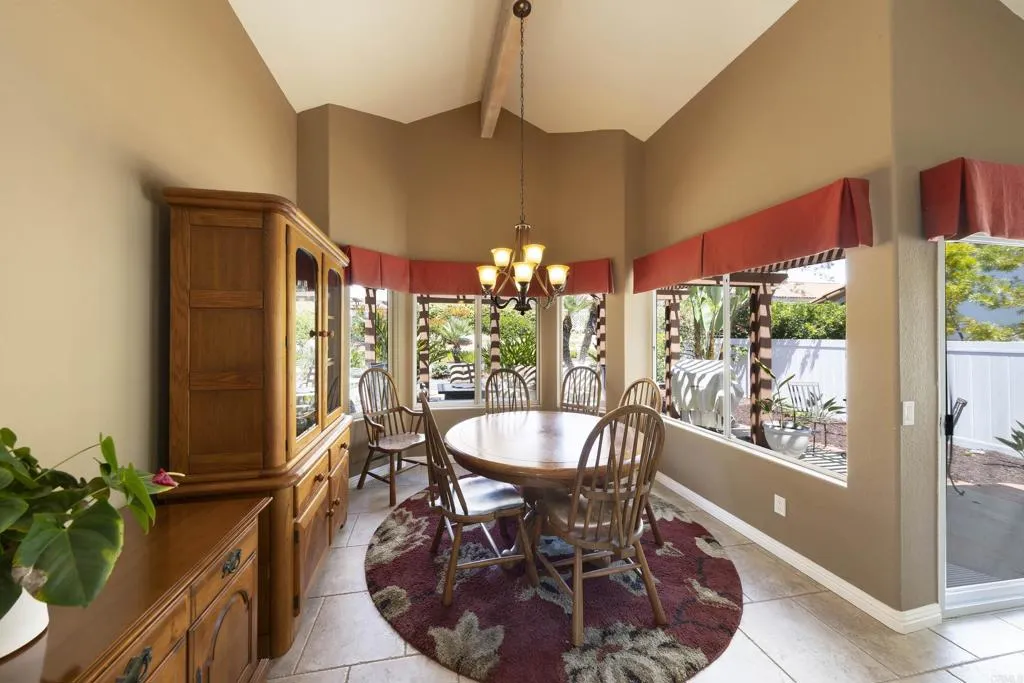 https://cdn.realtyfeed.com/cdn/127/306730975/79bee906b3a99e219159c16f0f570e1f.webp