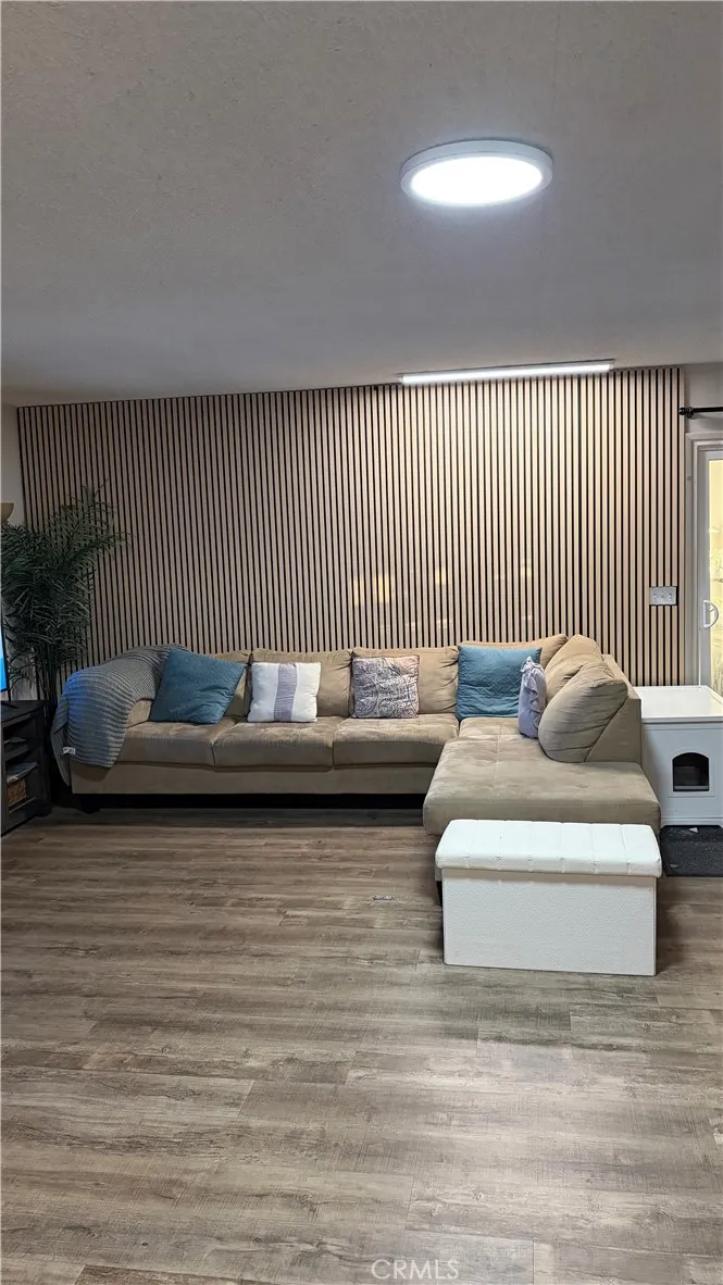 https://cdn.realtyfeed.com/cdn/127/306730979/08168b8bba1882ac3e3678d32c38db67.webp