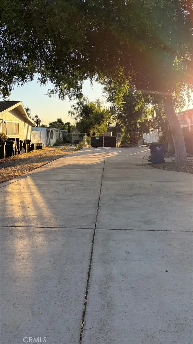 https://cdn.realtyfeed.com/cdn/127/306730979/78df4ac41a50e6f709a8da85ee467ccb.webp
