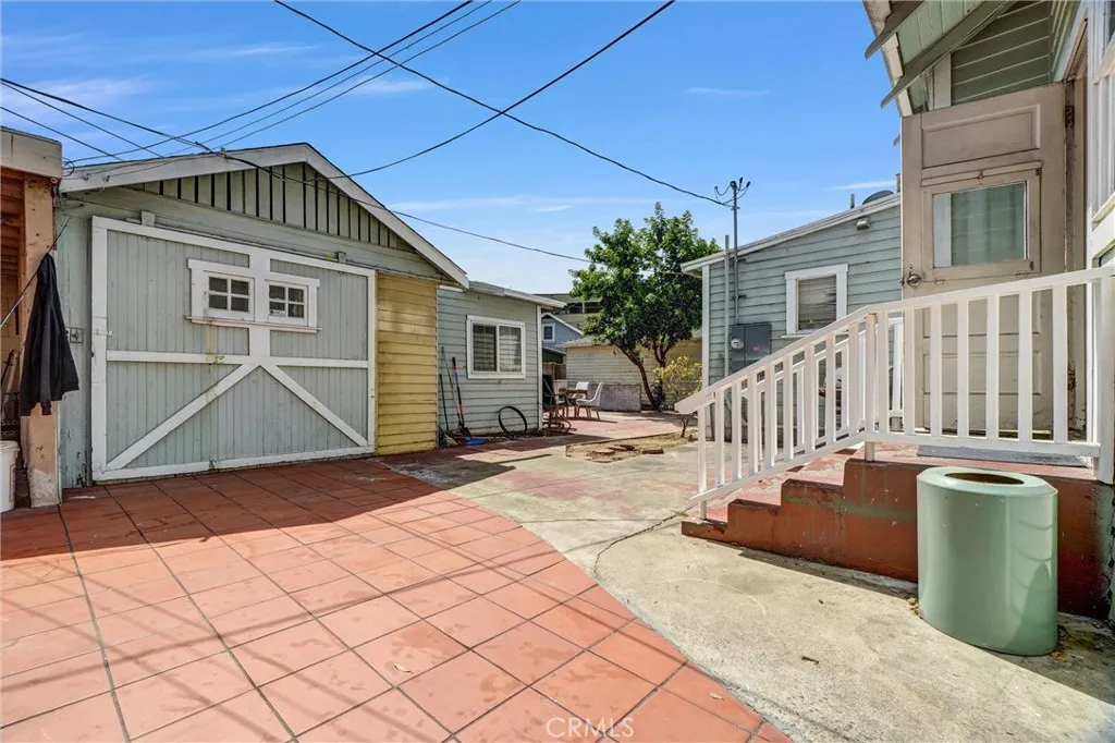 831 French Street, Santa Ana, CA 92701 - Photo 4 of 50, Santa Ana, CA