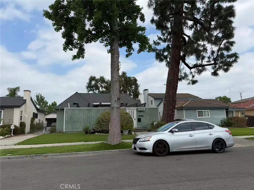 Temple City, CA 91780