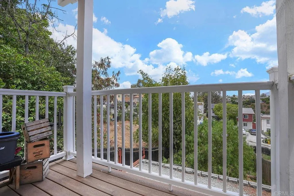 https://cdn.realtyfeed.com/cdn/127/306731006/24eb407182f2320988294e08be1c5587.webp