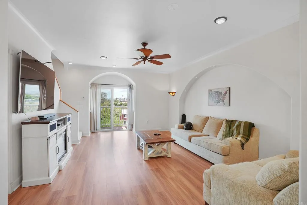 https://cdn.realtyfeed.com/cdn/127/306731006/29f69b371d388ae83268f6c2a4f9ced7.webp