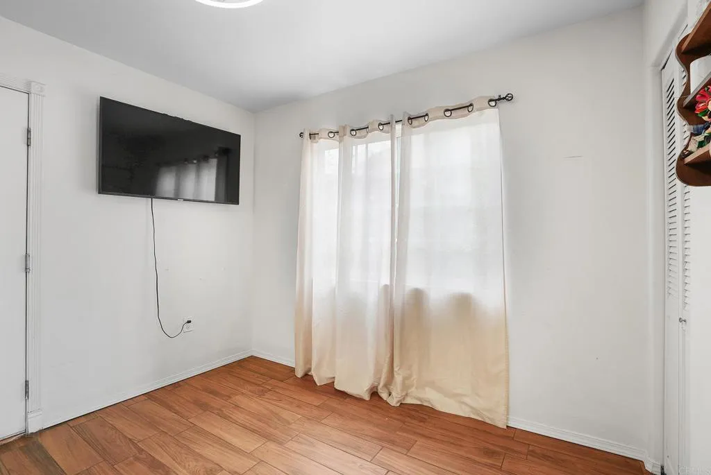 https://cdn.realtyfeed.com/cdn/127/306731006/e62f31b3fc4bb3756ff7d50a75611847.webp