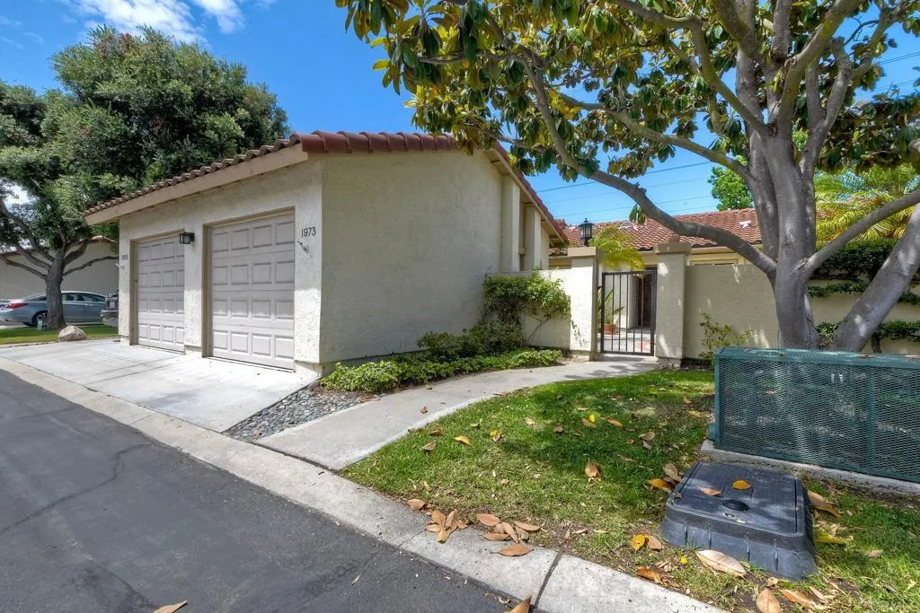 https://cdn.realtyfeed.com/cdn/127/306731026/1c85c51ef594fca0f31da51afad2bb7f.webp
