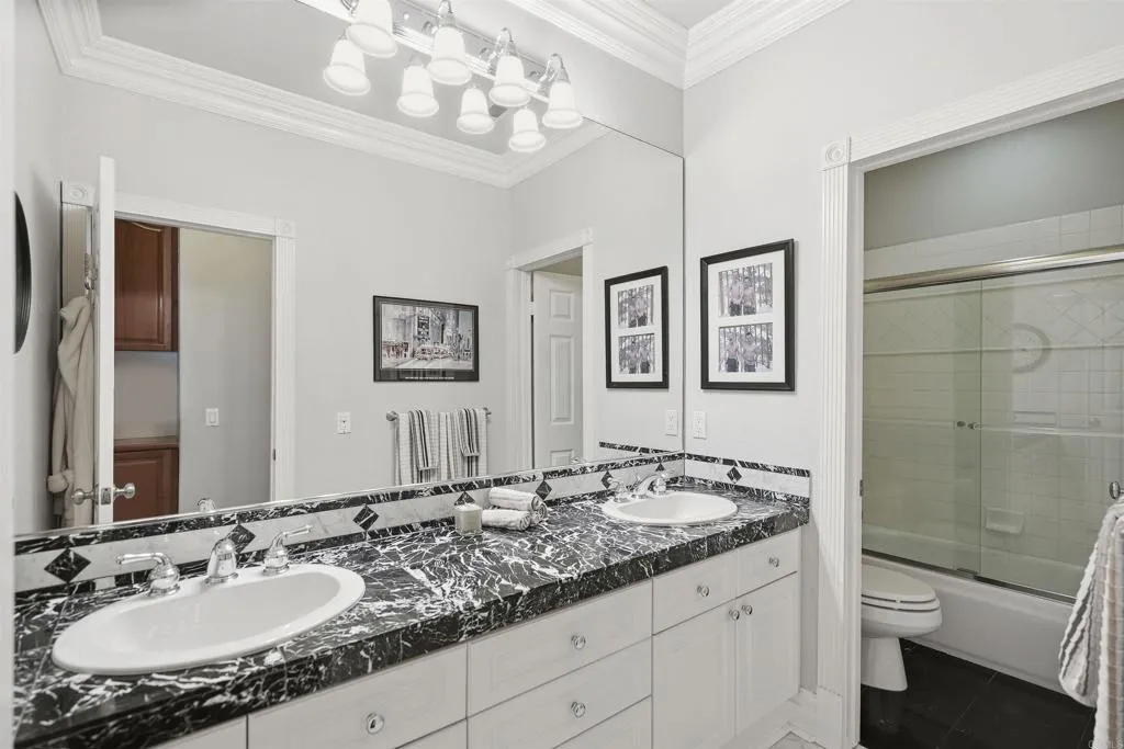 https://cdn.realtyfeed.com/cdn/127/306731044/1aacd9c69c5c6e71c327a4b60ce15e1b.webp