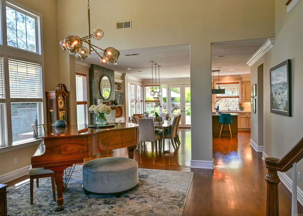 https://cdn.realtyfeed.com/cdn/127/306731044/4e8c6fb7412d468ad59fa30e197c494b.webp