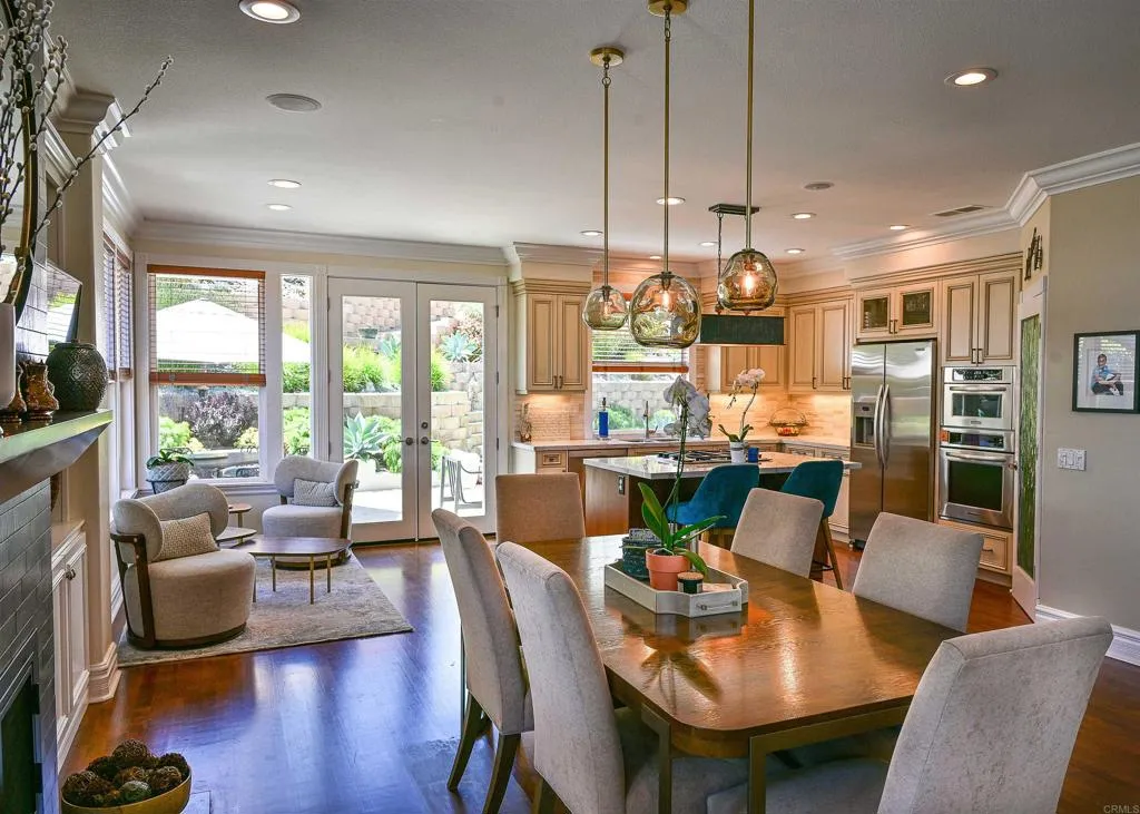 https://cdn.realtyfeed.com/cdn/127/306731044/687cb9367c94b89f37c172fa11f9ca81.webp