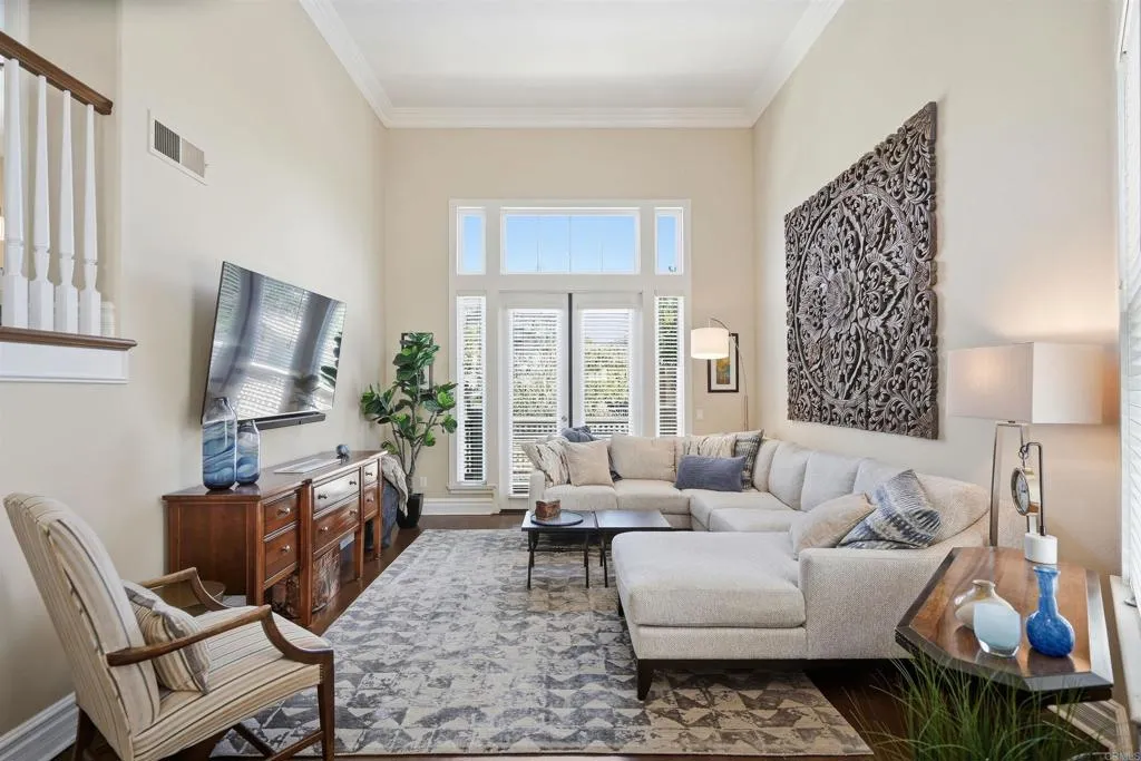 https://cdn.realtyfeed.com/cdn/127/306731044/6aab5d347f3c5b2b95dd61f68db09a0c.webp